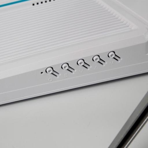 Duex White Edition 23.8″ 1920 x 1080 100 Hz
