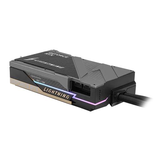 MSI GeForce RTX 5090 32 GB LIGHTNING Z